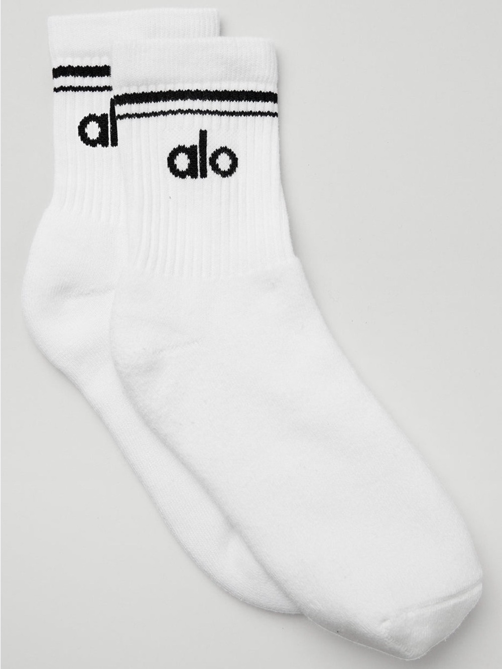 ALO Yoga- Unisex Half-Crew Sock- White/Black